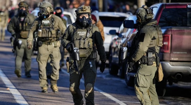 Den federala migrationspolisen ICE patrullerar. Arkivbild. Foto: John Locher/AP/TT